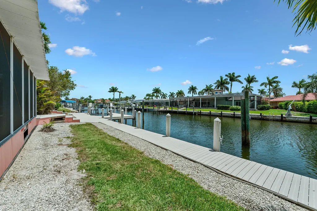 848 Buttonwood Court Marco Island FL 34145