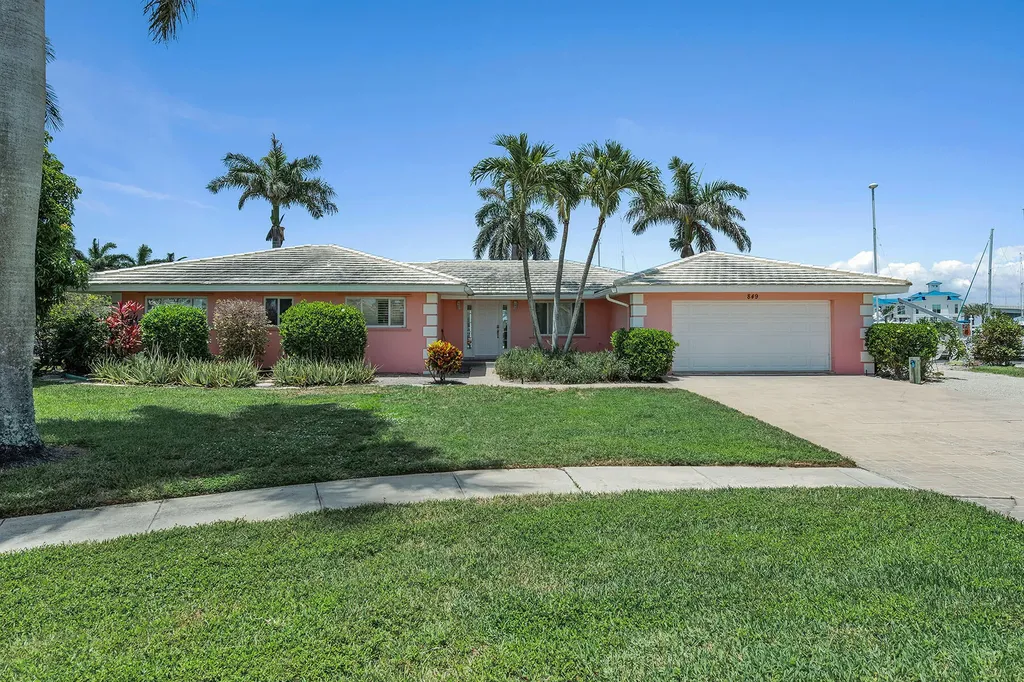 849 Buttonwood Court Marco Island FL 34145