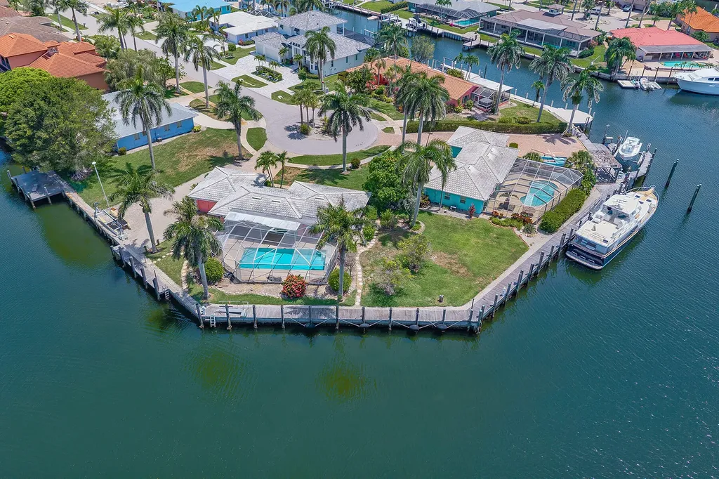 849 Buttonwood Court Marco Island FL 34145