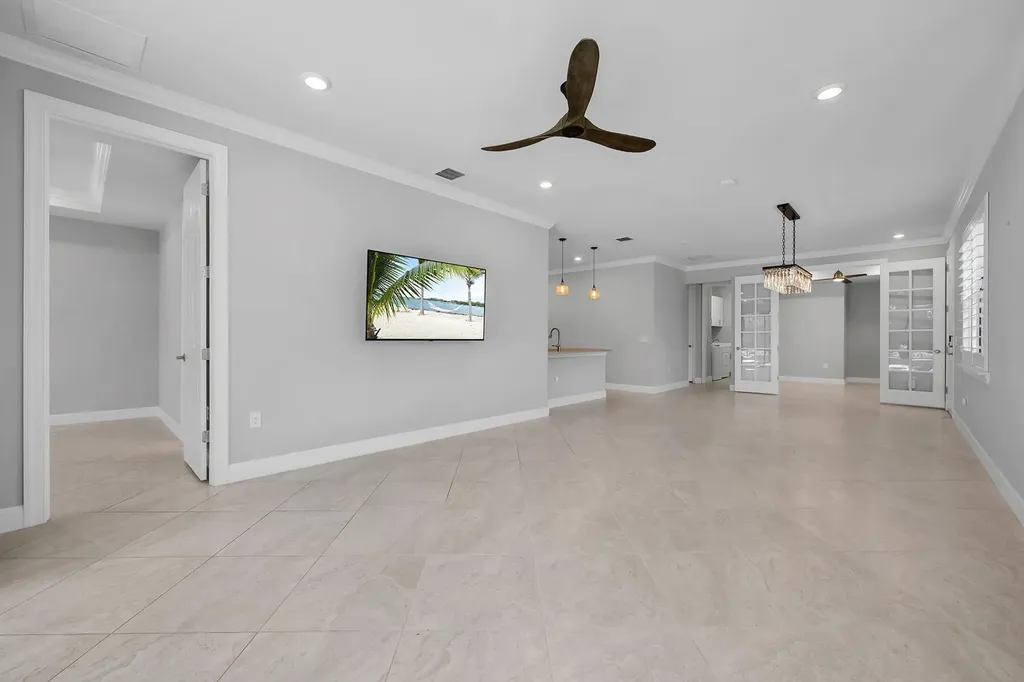 7690 Jacaranda Lane Naples FL 34114