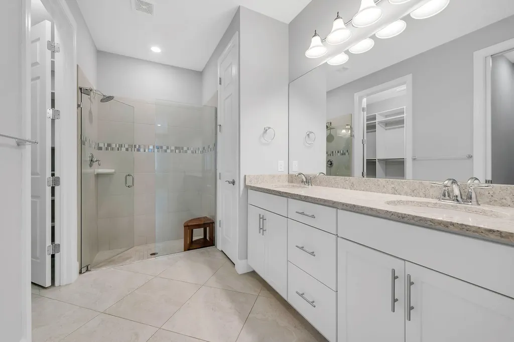 7690 Jacaranda Lane Naples FL 34114