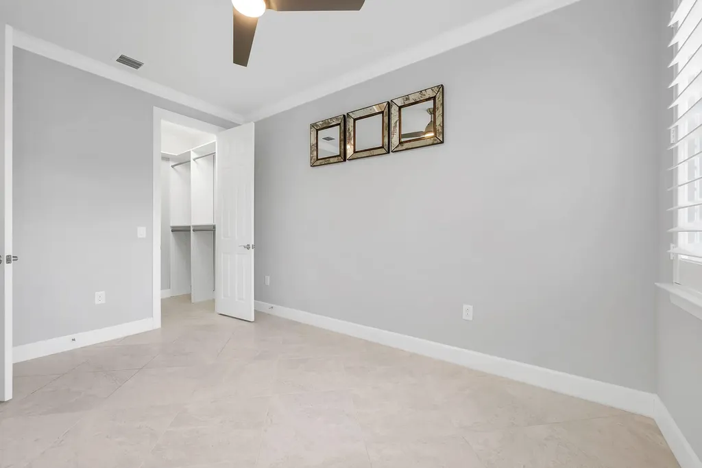 7690 Jacaranda Lane Naples FL 34114