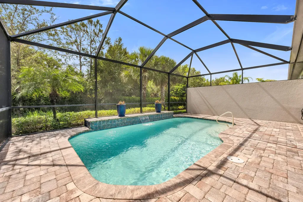 7690 Jacaranda Lane Naples FL 34114