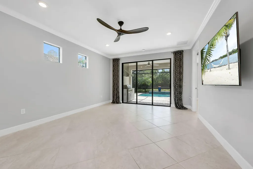 7690 Jacaranda Lane Naples FL 34114