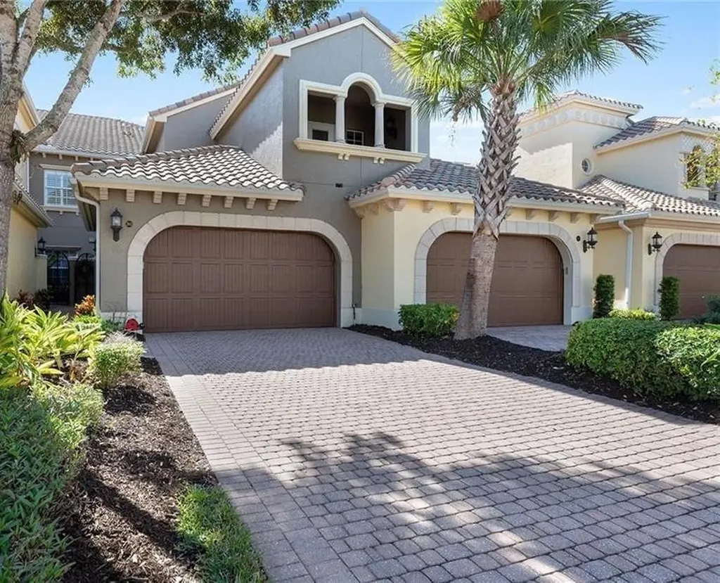 3765 Montreux Lane Naples FL 34114