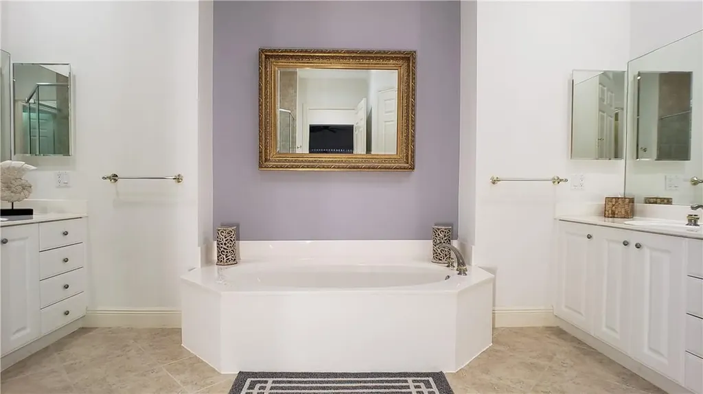 3765 Montreux Lane Naples FL 34114