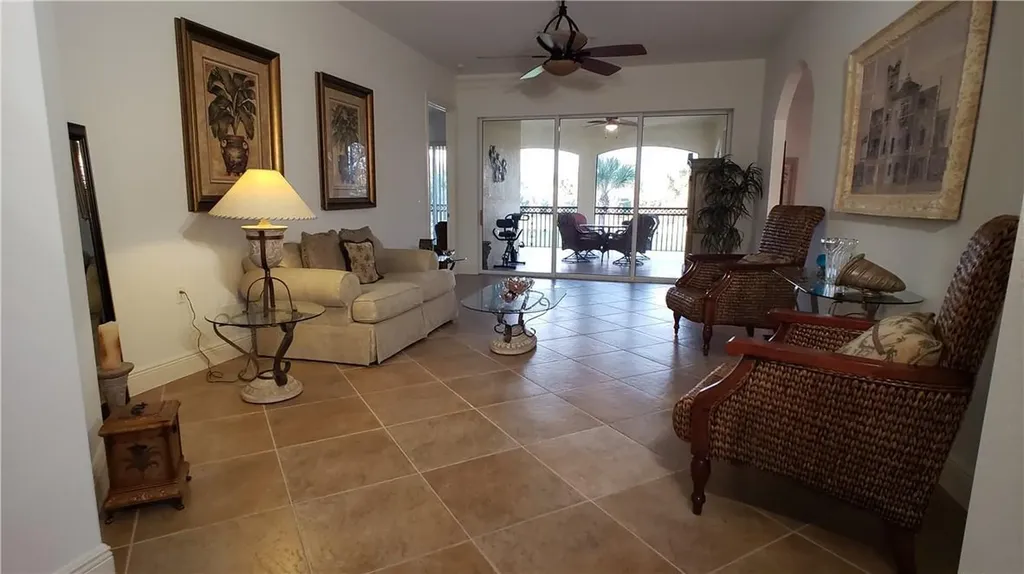 3765 Montreux Lane Naples FL 34114
