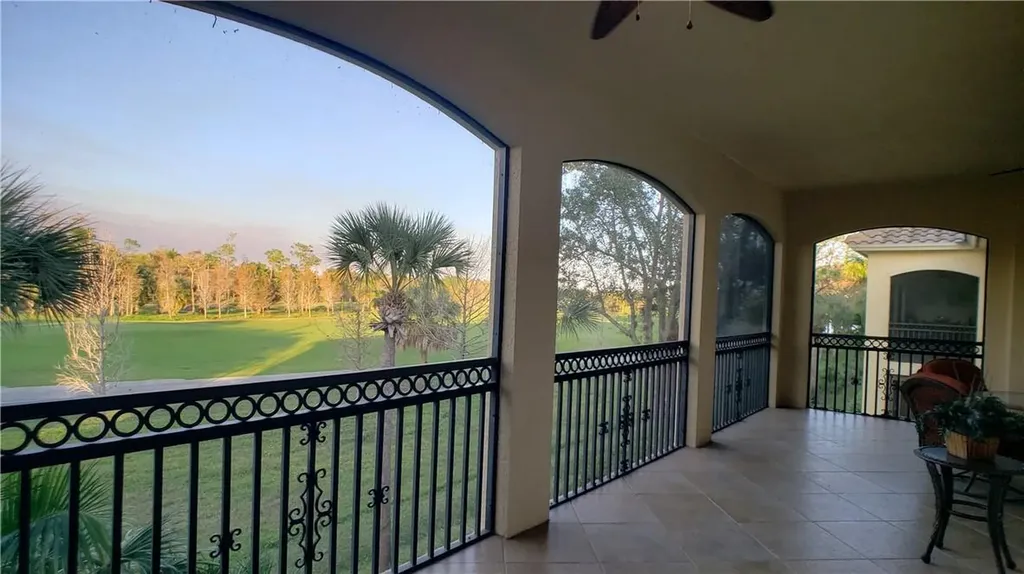 3765 Montreux Lane Naples FL 34114