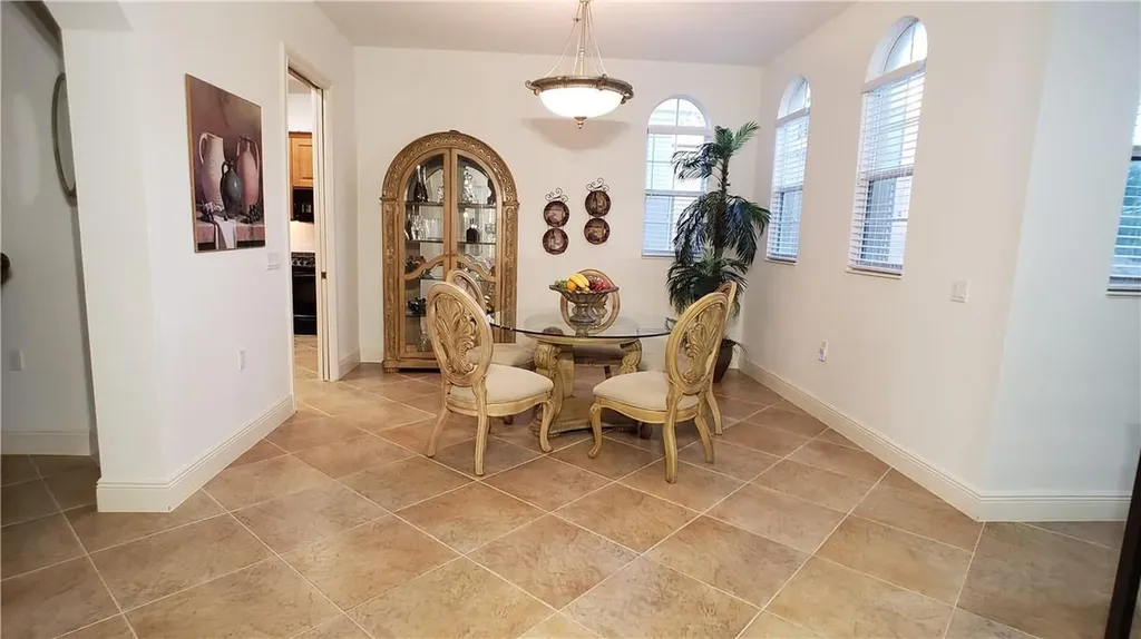 3765 Montreux Lane Naples FL 34114