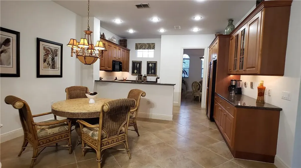 3765 Montreux Lane Naples FL 34114