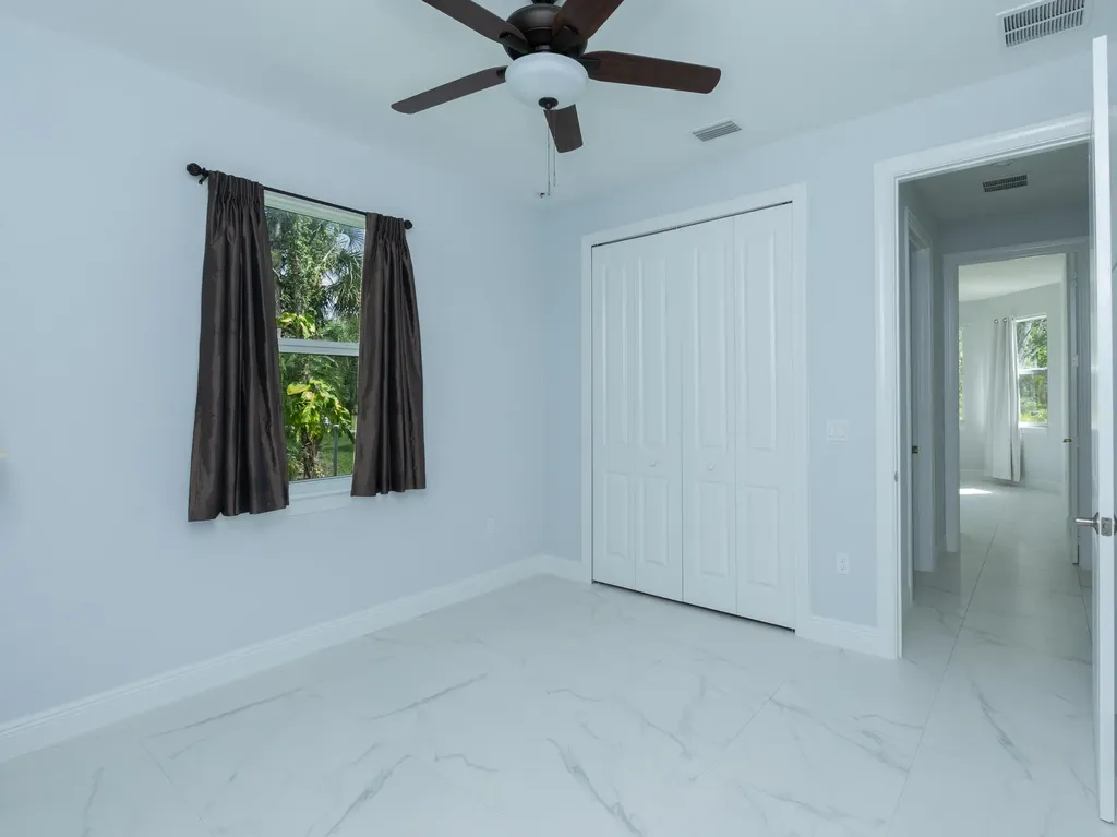 260 Price Street Naples FL 34113