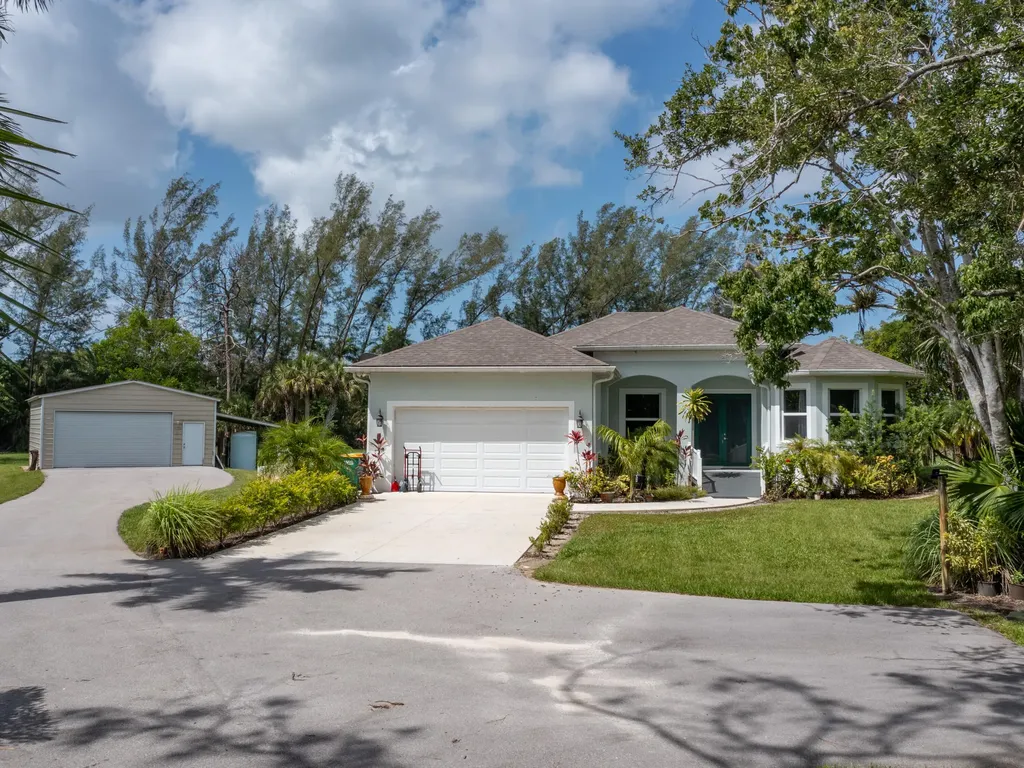 260 Price Street Naples FL 34113