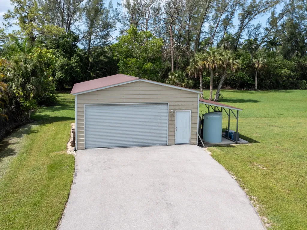 260 Price Street Naples FL 34113