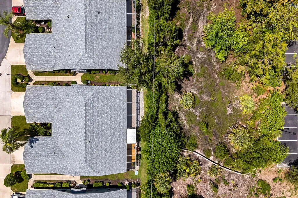 1724 Royal Circle Naples FL 34112