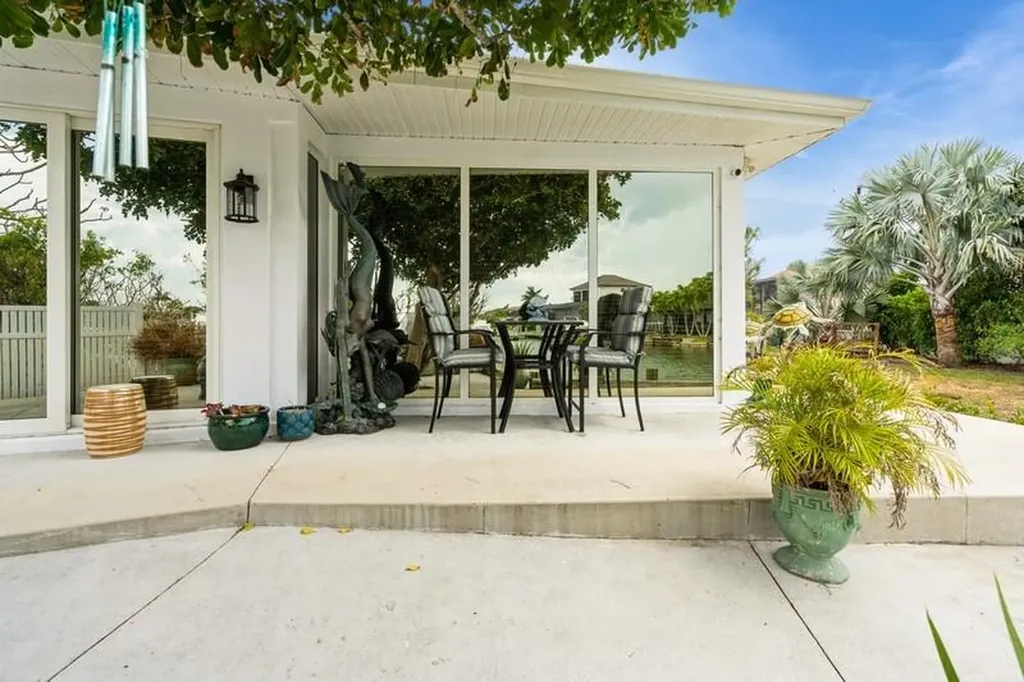 1658 Windmill Avenue Marco Island FL 34145