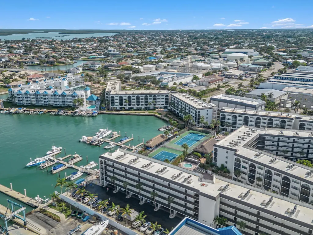 1019 Anglers Cove Marco Island FL 34145