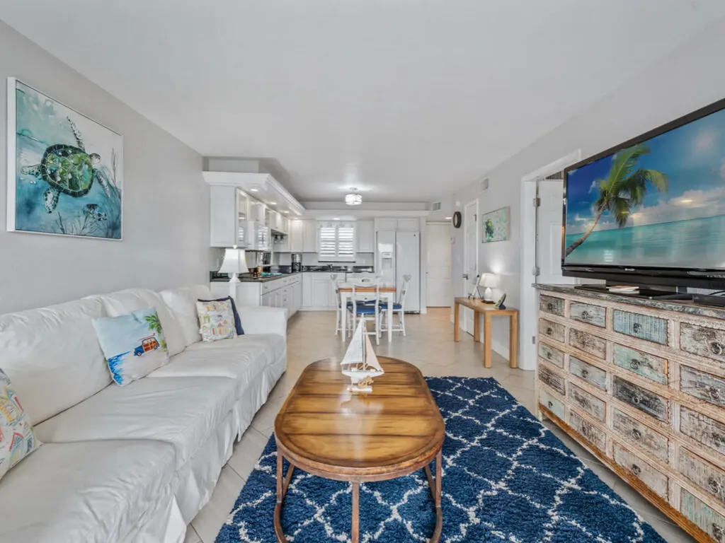 1019 Anglers Cove Marco Island FL 34145