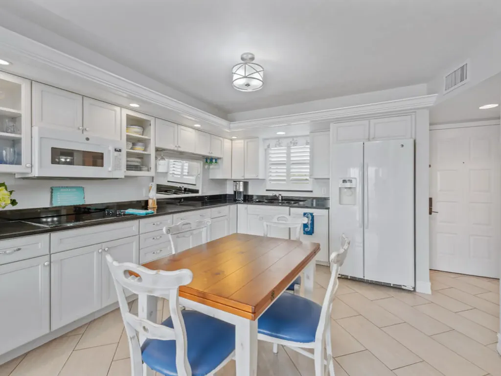 1019 Anglers Cove Marco Island FL 34145