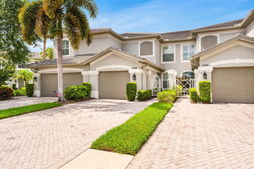 12033 Covent Garden Court Naples FL 34120