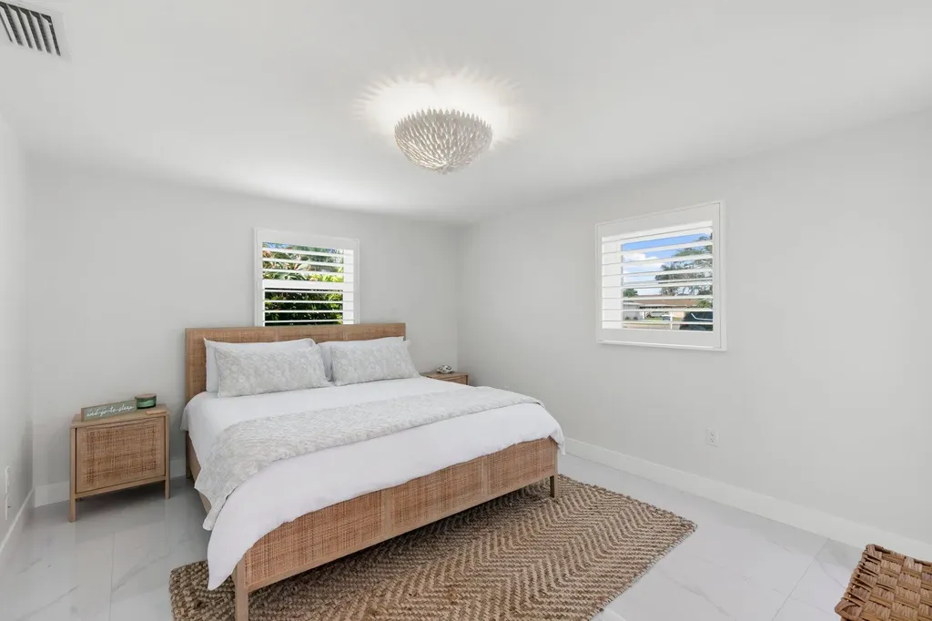 700 100th Avenue N Naples FL 34108