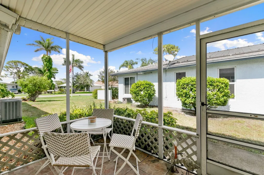 700 100th Avenue N Naples FL 34108