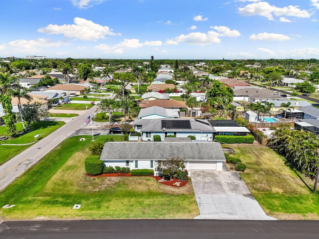 700 100th Avenue N Naples FL 34108