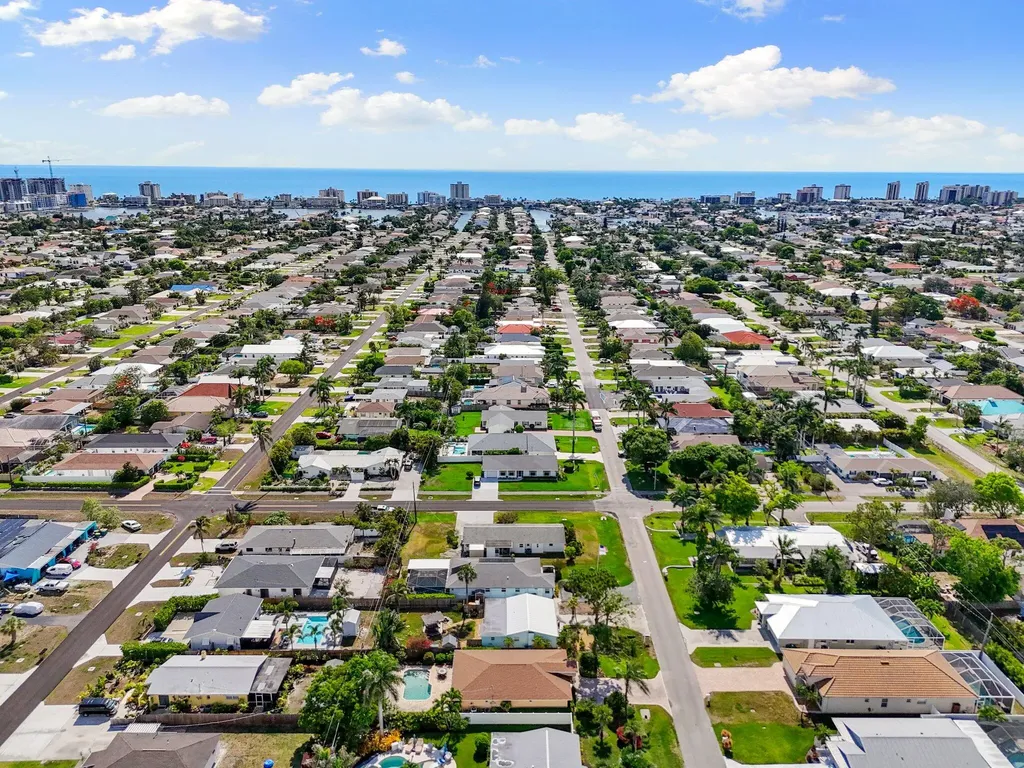 700 100th Avenue N Naples FL 34108