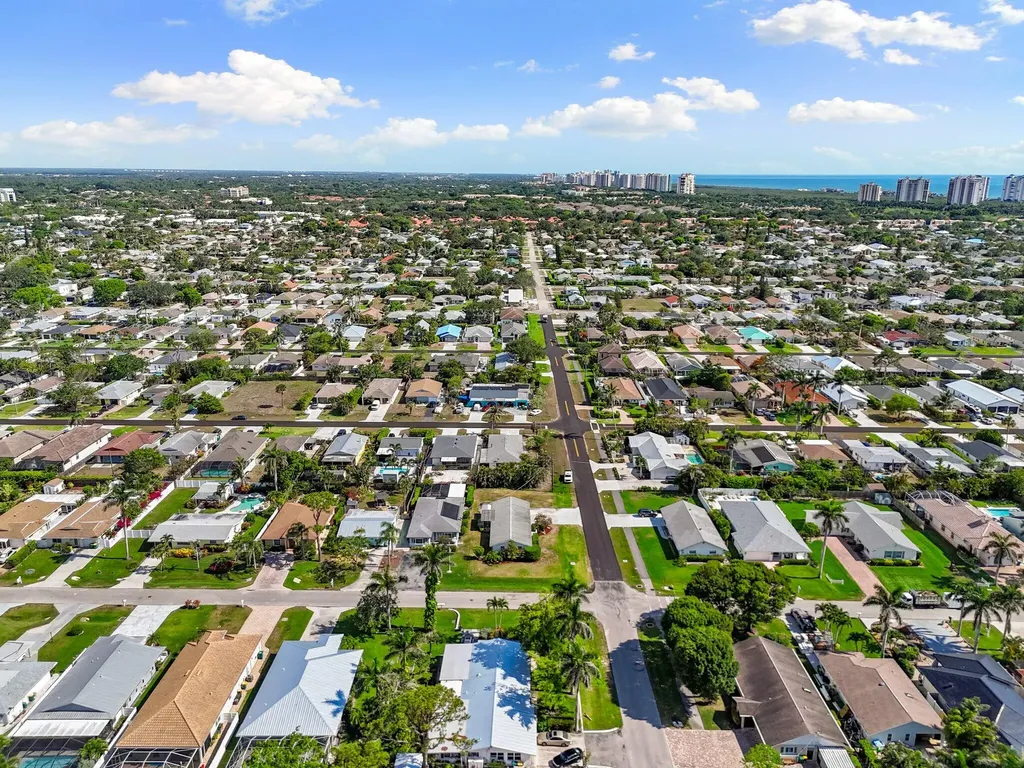 700 100th Avenue N Naples FL 34108