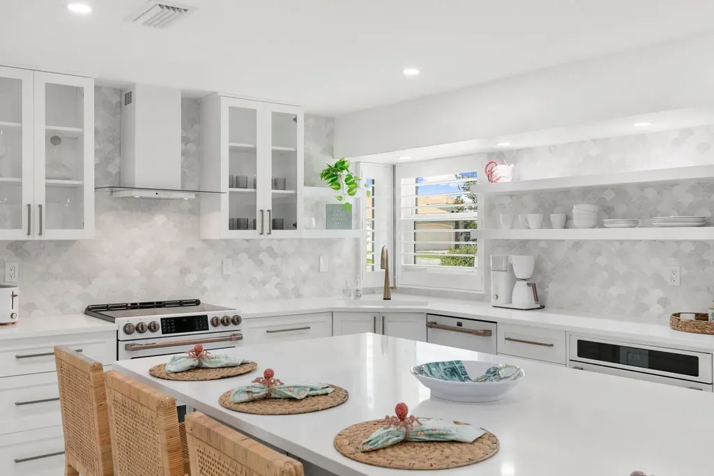 700 100th Avenue N Naples FL 34108