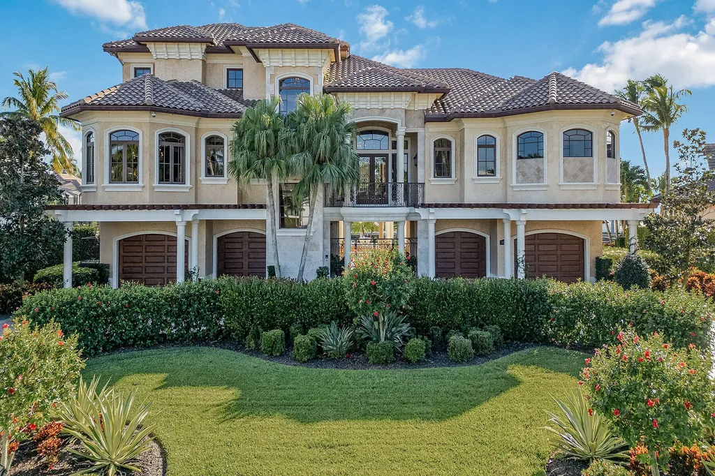 1547 Caxambas Court Marco Island FL 34145