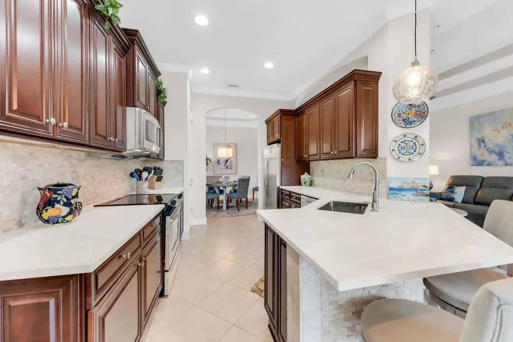 12009 Covent Garden Court Naples FL 34120