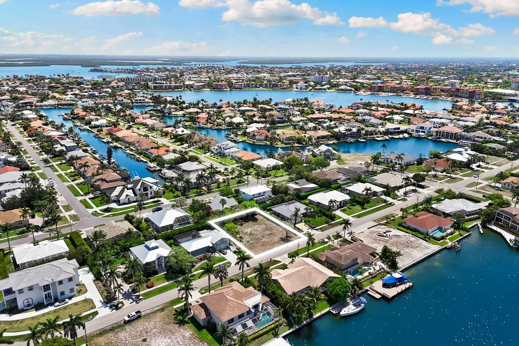 574 Tigertail Court Marco Island FL 34145