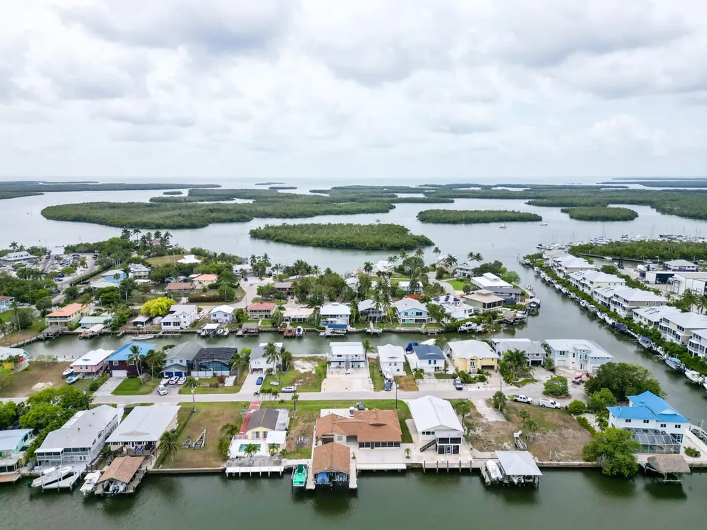 576 Coconut Avenue Goodland FL 34140