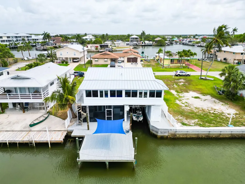 576 Coconut Avenue Goodland FL 34140