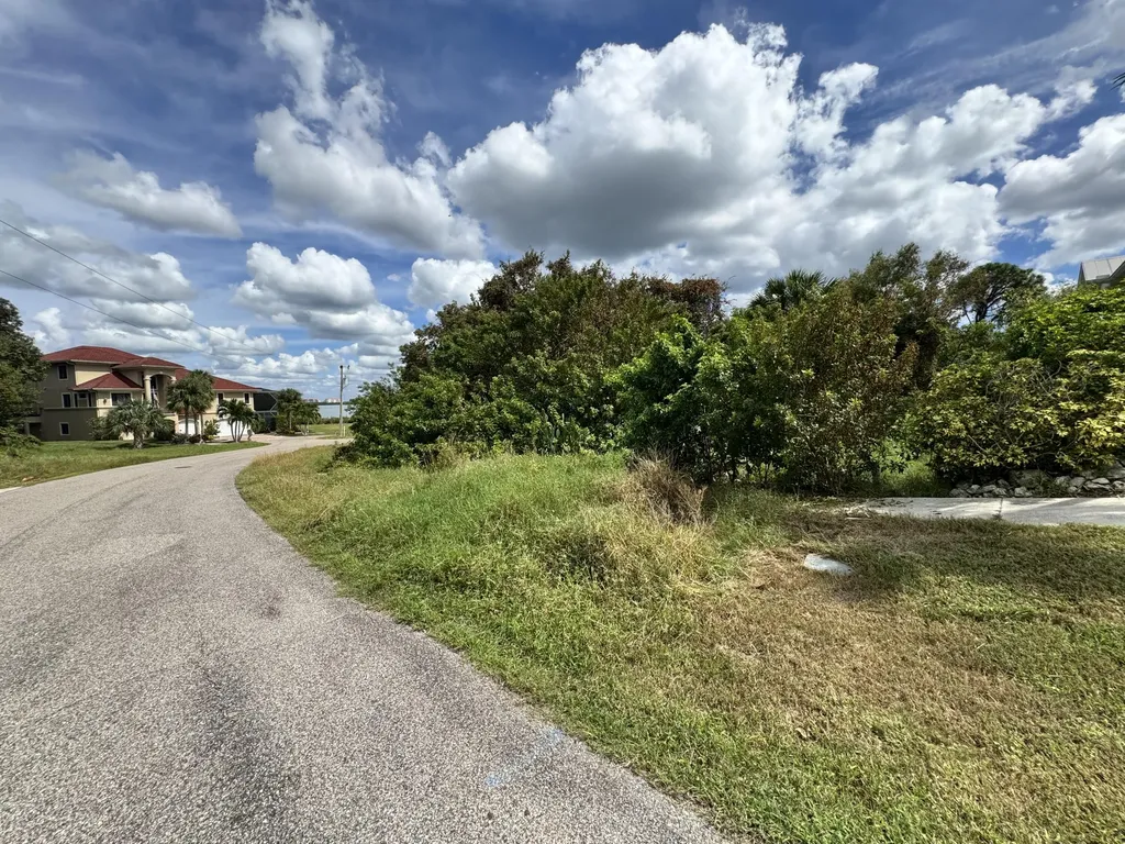 1815 April Court Marco Island FL 34145