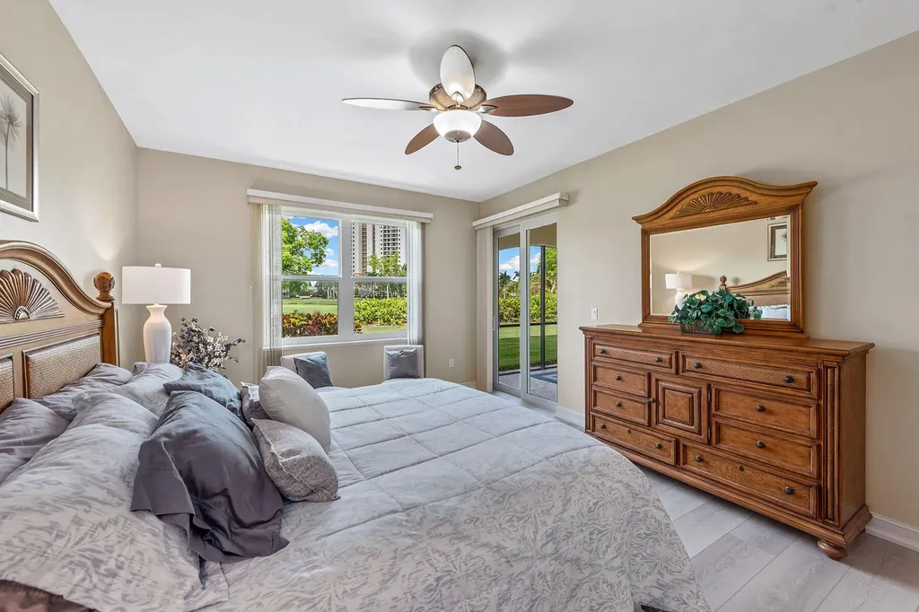 1263 Rialto Way Naples FL 34114