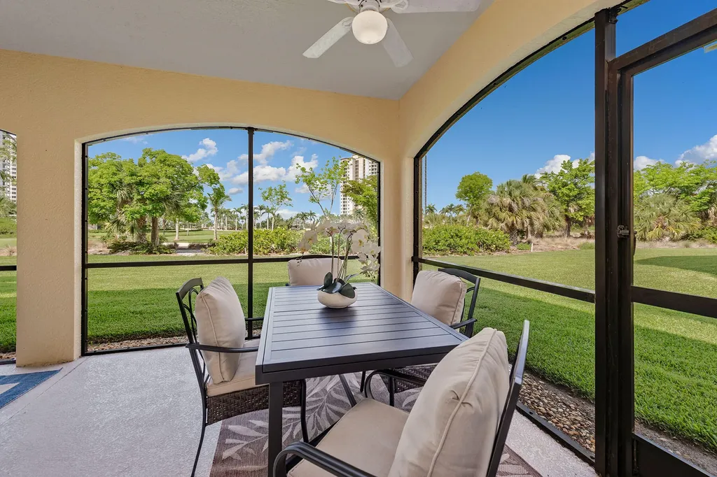 1263 Rialto Way Naples FL 34114