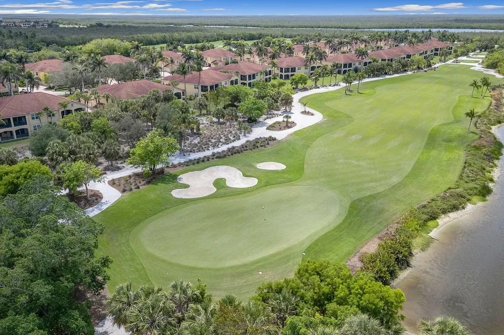 1263 Rialto Way Naples FL 34114