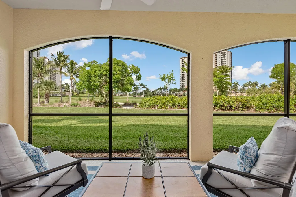 1263 Rialto Way Naples FL 34114