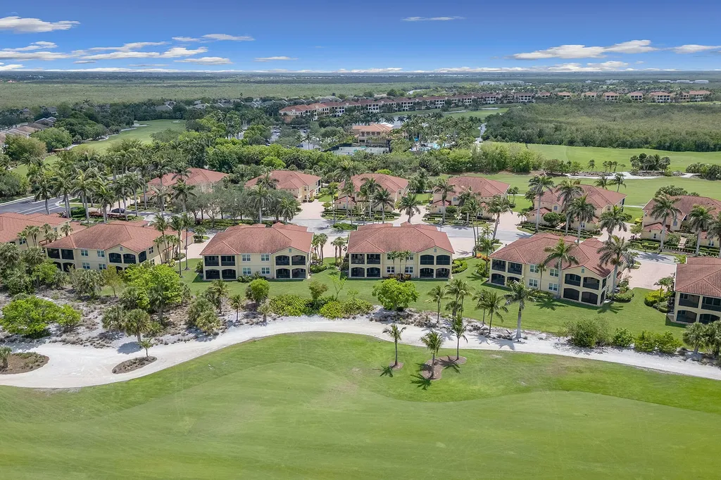 1263 Rialto Way Naples FL 34114