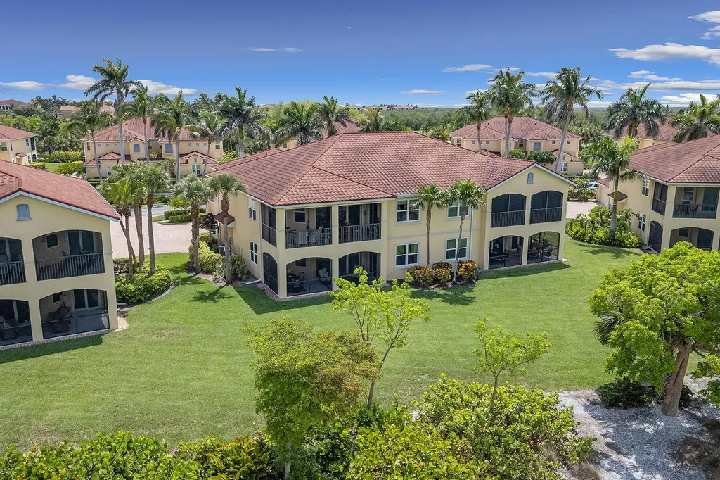 1263 Rialto Way Naples FL 34114