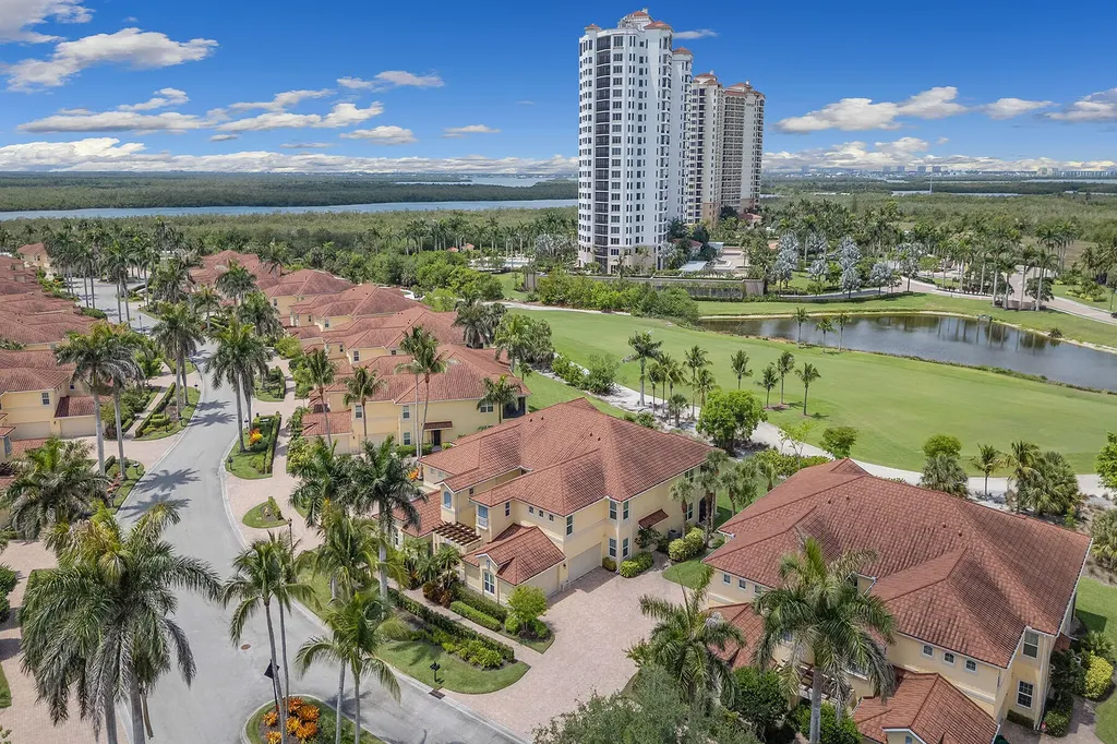 1263 Rialto Way Naples FL 34114