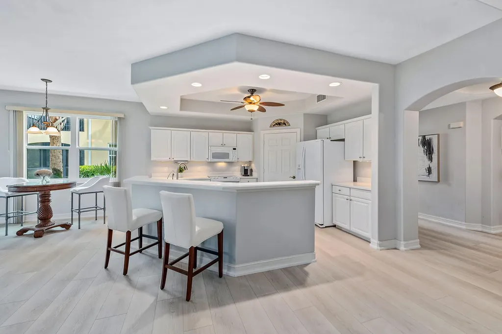 1263 Rialto Way Naples FL 34114