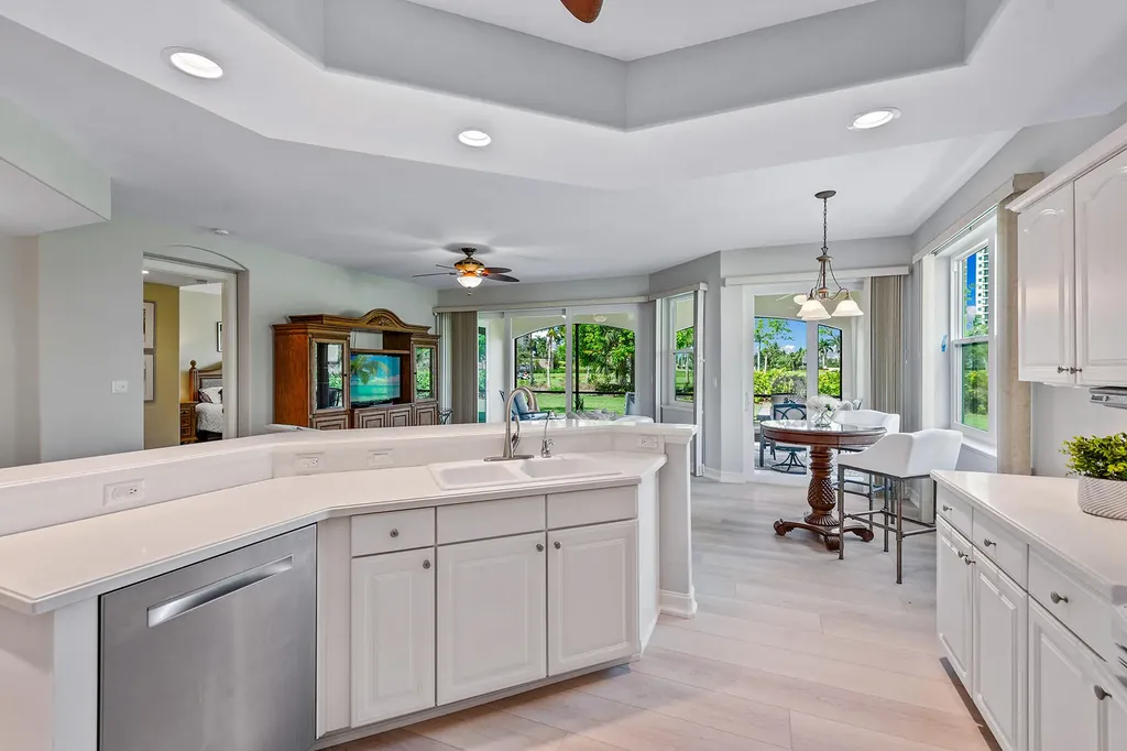 1263 Rialto Way Naples FL 34114