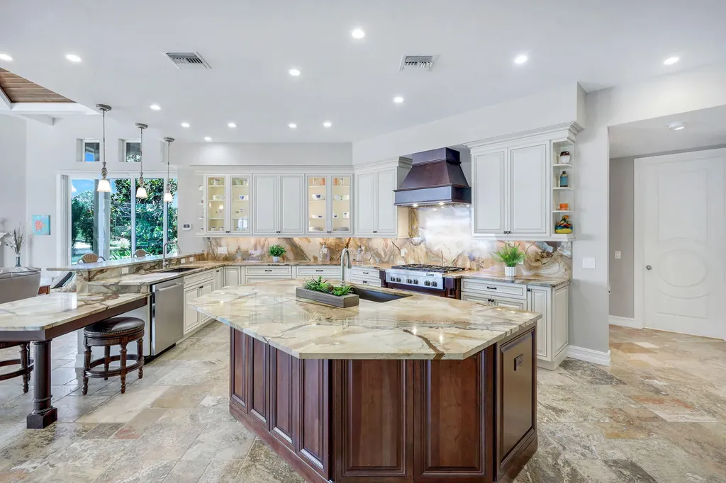 1658 Mcilvaine Court Marco Island FL 34145