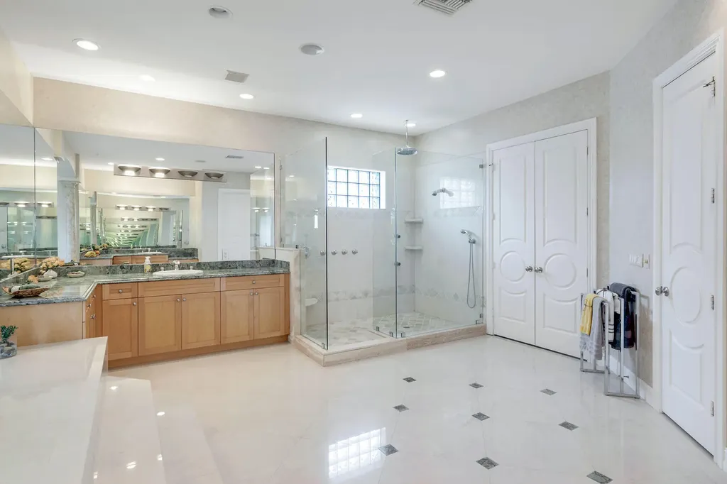 1658 Mcilvaine Court Marco Island FL 34145