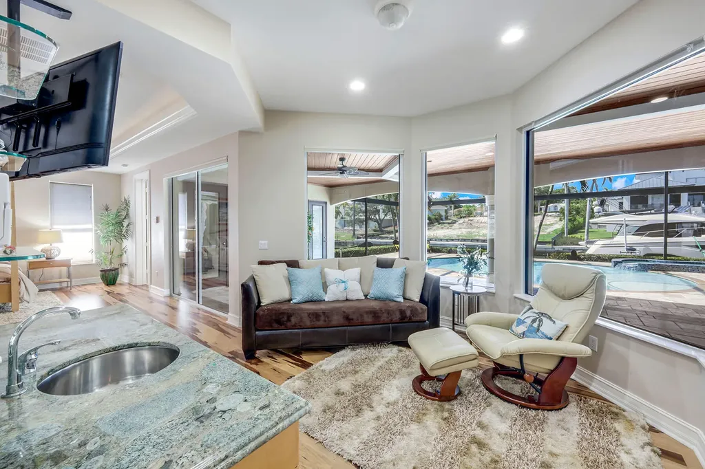 1658 Mcilvaine Court Marco Island FL 34145