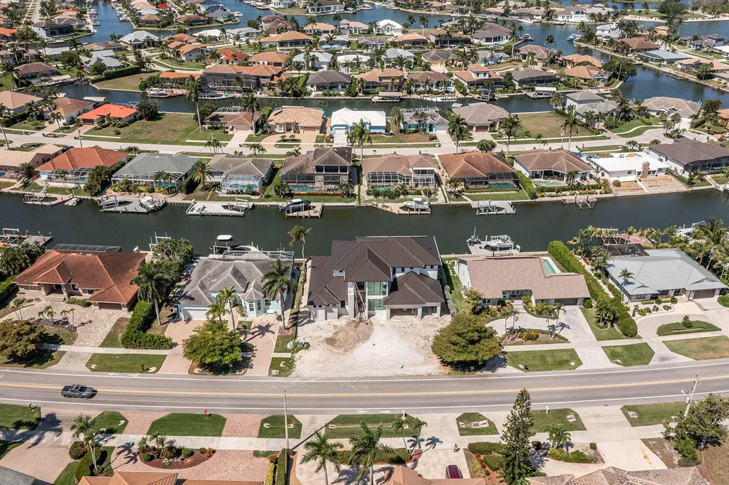 268 N Barfield Drive Marco Island FL 34145