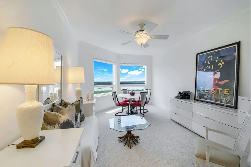 1060 Borghese Lane Naples FL 34114