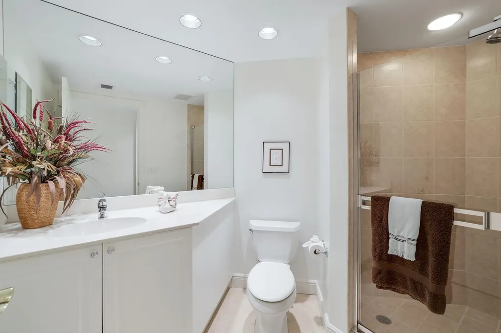 1060 Borghese Lane Naples FL 34114